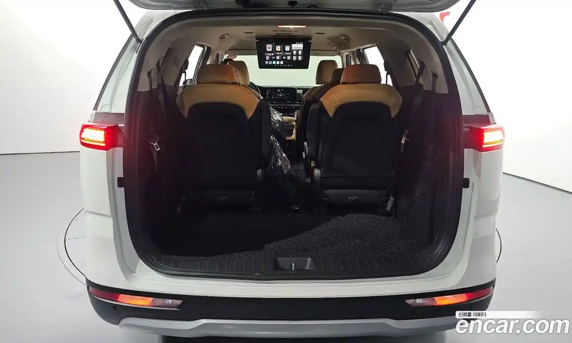 Kia Canival 2021 3.5 Автомат в Москве № 132278, фото 13