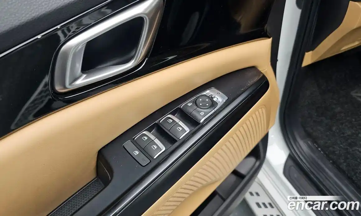 Kia Canival 2021 3.5 Автомат в Москве № 132278, фото 15