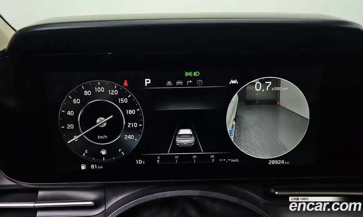 Kia Canival 2021 3.5 Автомат в Москве № 132278, фото 18