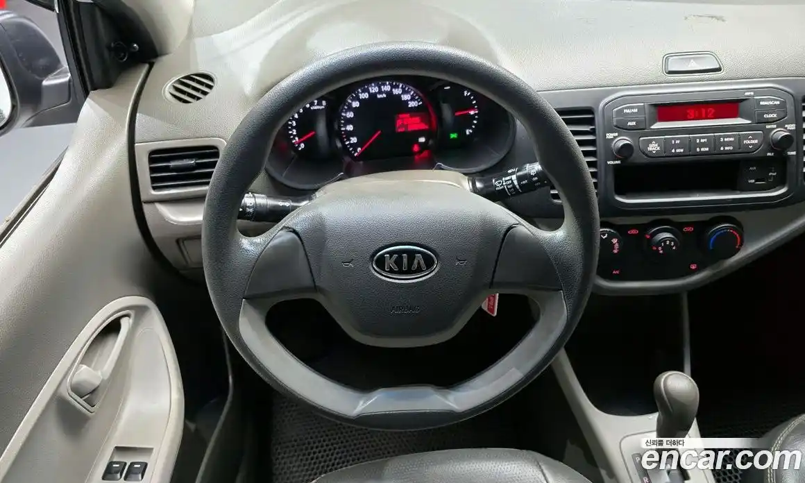 Kia Morning 2012 1.0 Автомат в Москве № 132283, фото 12