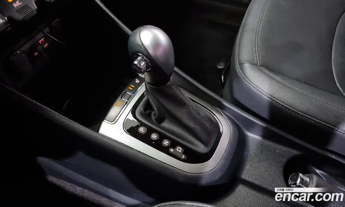 Kia Pride 2015 1.4 Автомат в Москве № 133825, фото 17