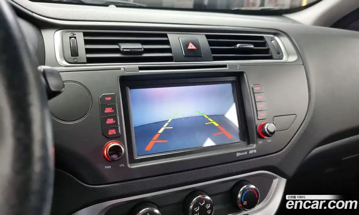 Kia Pride 2015 1.4 Автомат в Москве № 133825, фото 5