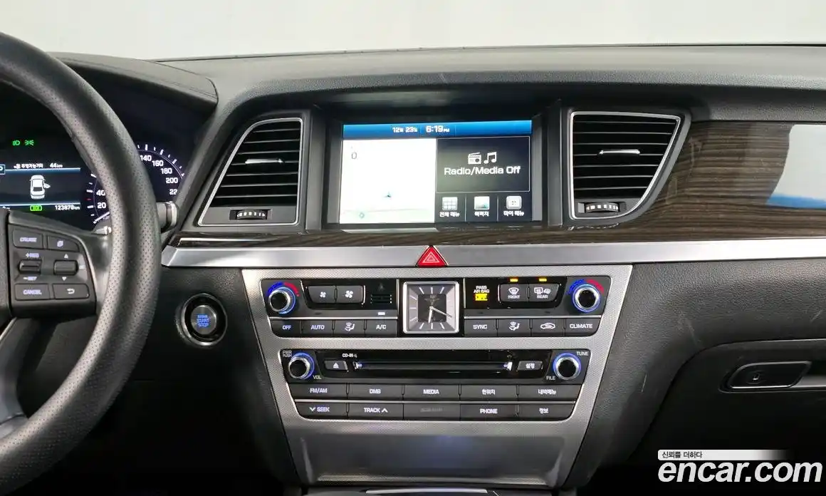 Genesis G80 2017 3.3 Автомат в Москве № 135698, фото 17