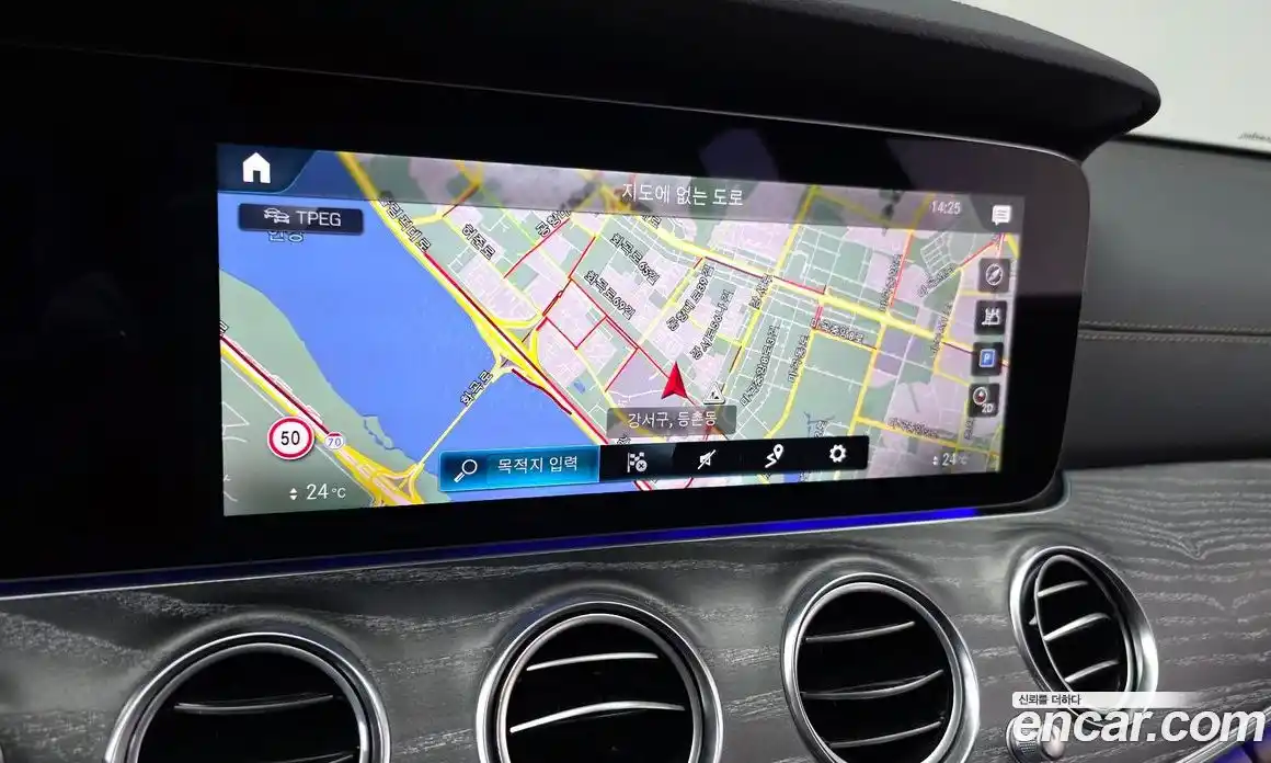 Mercedes-Benz E-Class 2023 2.0 Автомат в Москве № 137351, фото 14