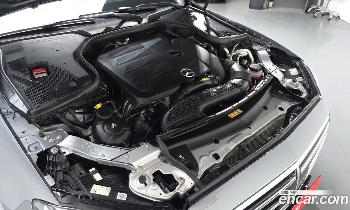 Mercedes-Benz E-Class 2023 2.0 Автомат в Москве № 137351, фото 20