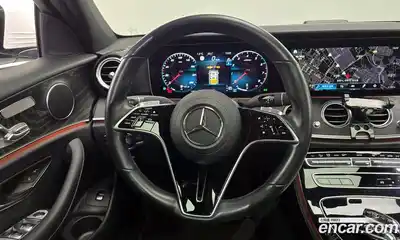 Mercedes-Benz E-Class 2022 2.0 Автомат в Москве № 138754, миниатюра 12