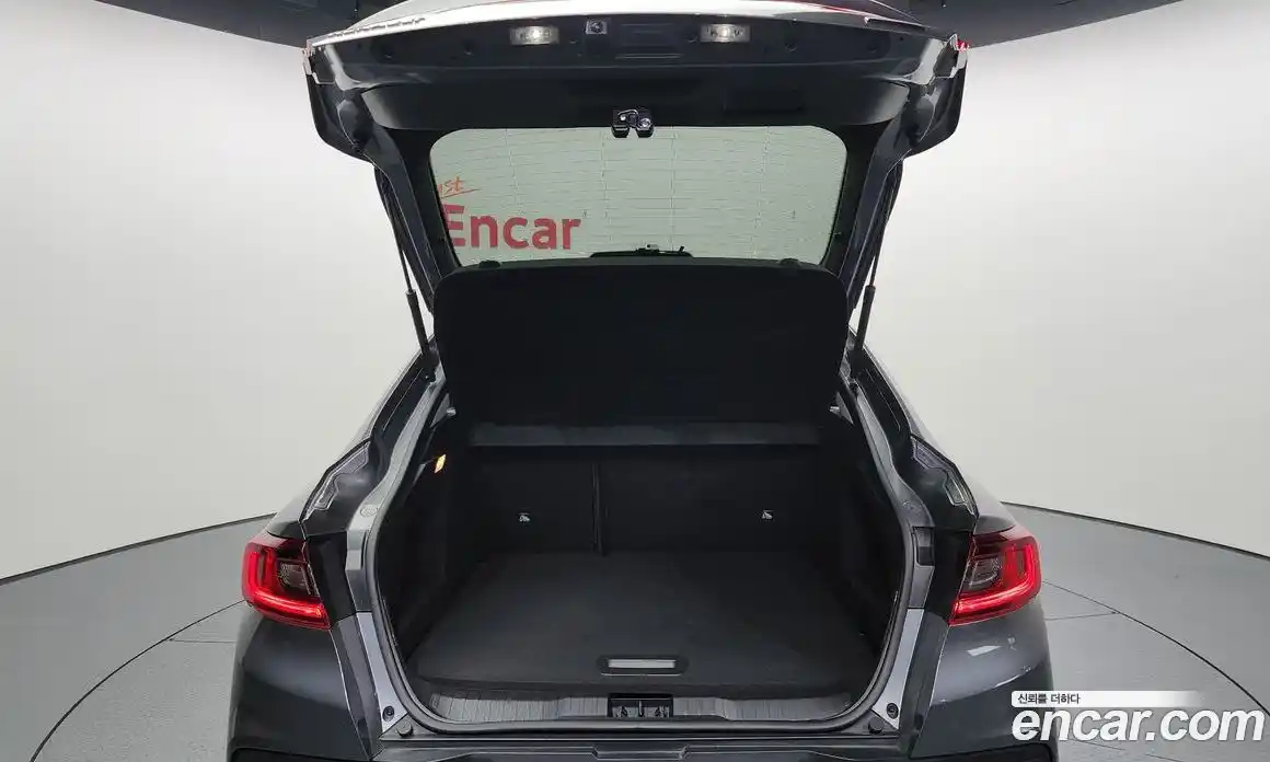 Renault XM3 2023 1.6 Автомат в Москве № 140783, фото 2