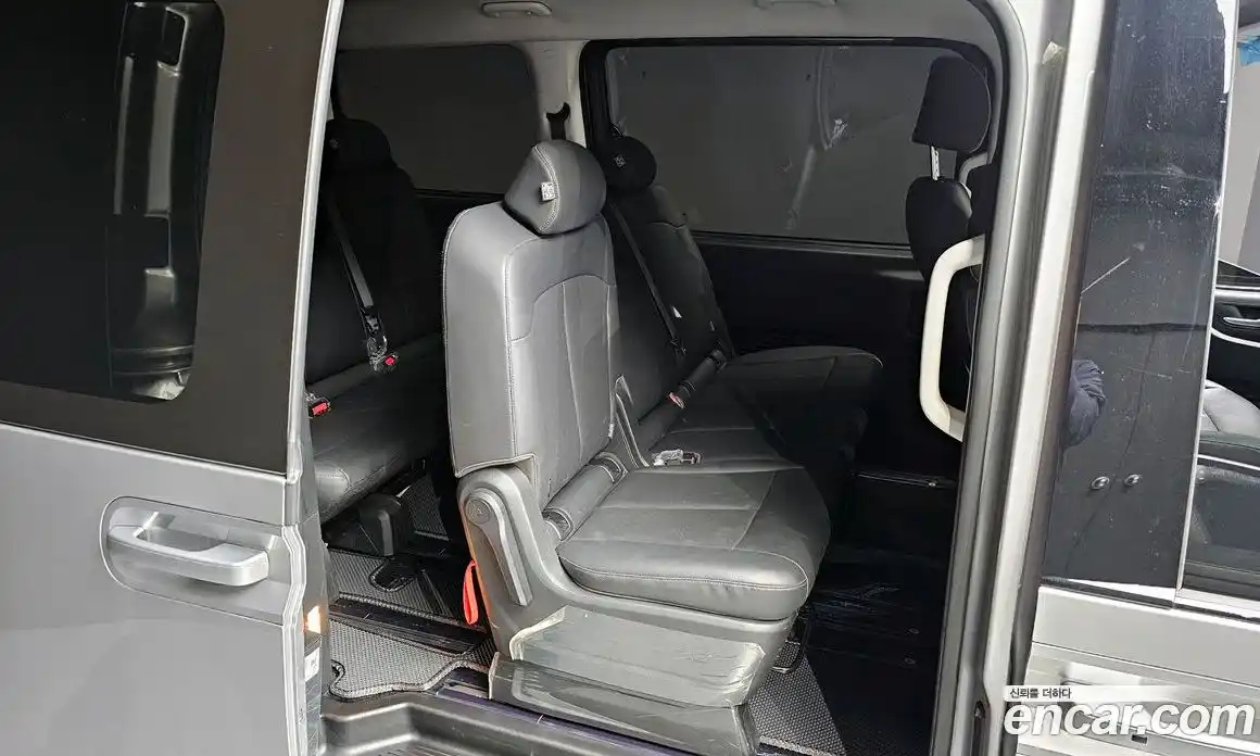 Hyundai Staria 2025 2.2 Автомат в Москве № 144689, фото 14