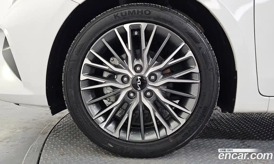 Kia K3 2024 1.6 Автомат в Москве № 14784, фото 8