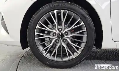 Kia K3 2024 1.6 Автомат в Москве № 14784, миниатюра 8