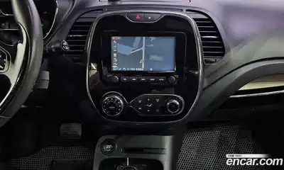 Renault QM3 2016 1.5 Автомат в Москве № 148321, миниатюра 12