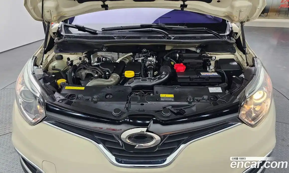 Renault QM3 2016 1.5 Автомат в Москве № 148321, фото 15