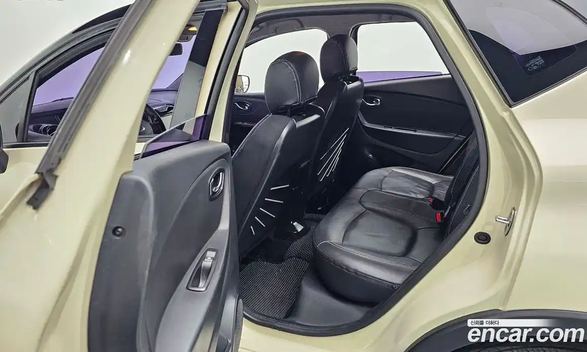 Renault QM3 2016 1.5 Автомат в Москве № 148321, фото 18