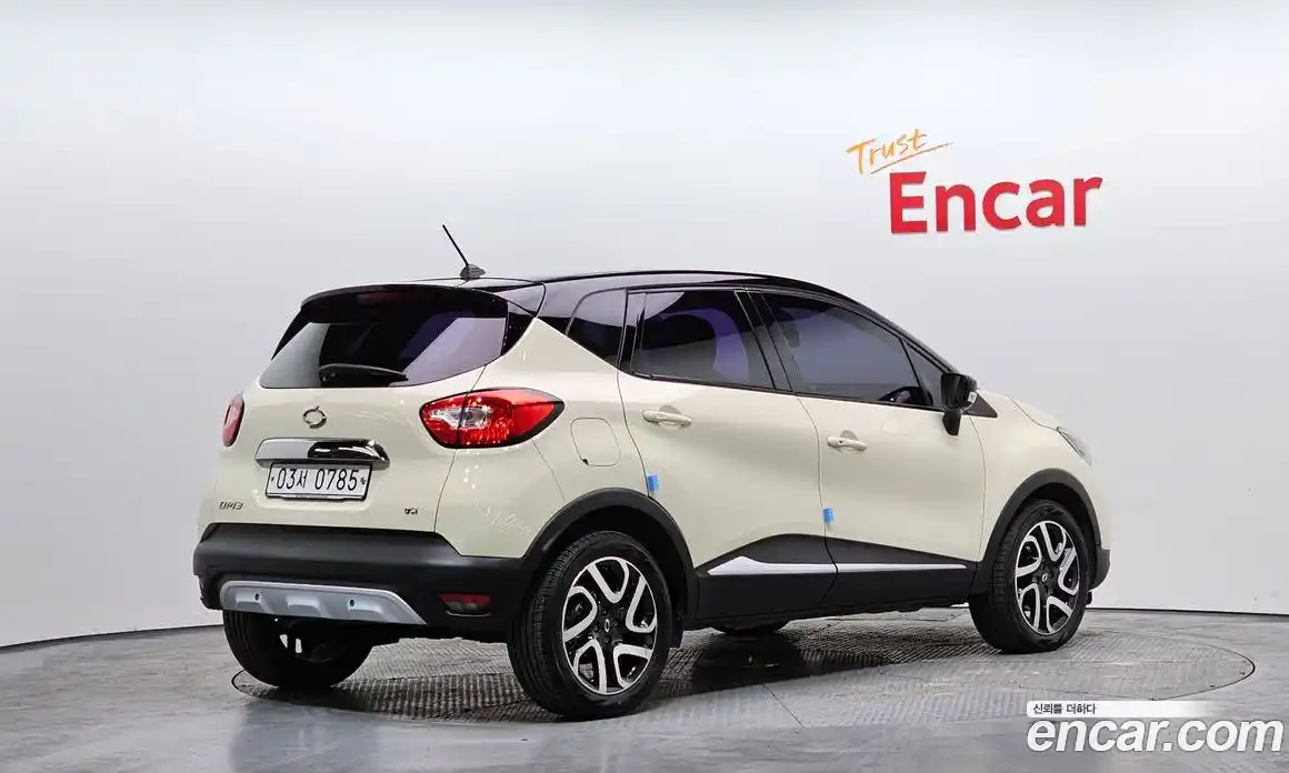 Renault QM3 2016 1.5 Автомат в Москве № 148321, фото 3