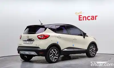 Renault QM3 2016 1.5 Автомат в Москве № 148321, миниатюра 3