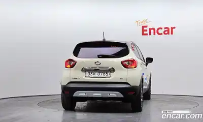 Renault QM3 2016 1.5 Автомат в Москве № 148321, миниатюра 5