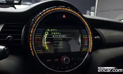 Mini Cooper 2018 1.5 Автомат в Москве № 154326, миниатюра 6