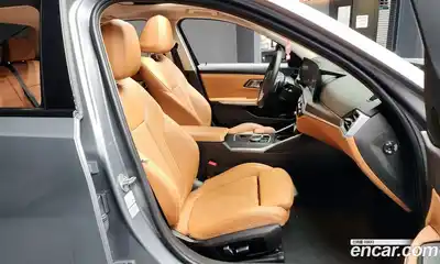 BMW 3-Series 2023 2.0 Автомат в Москве № 156143, миниатюра 9