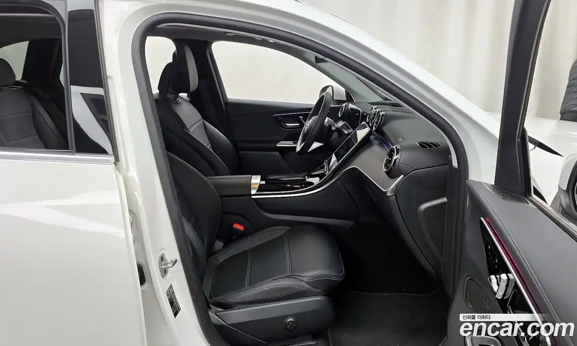 Mercedes-Benz GLC-Class 2024 2.0 Автомат в Москве № 159970, фото 15