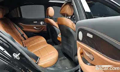 Mercedes-Benz E-Class, 2021