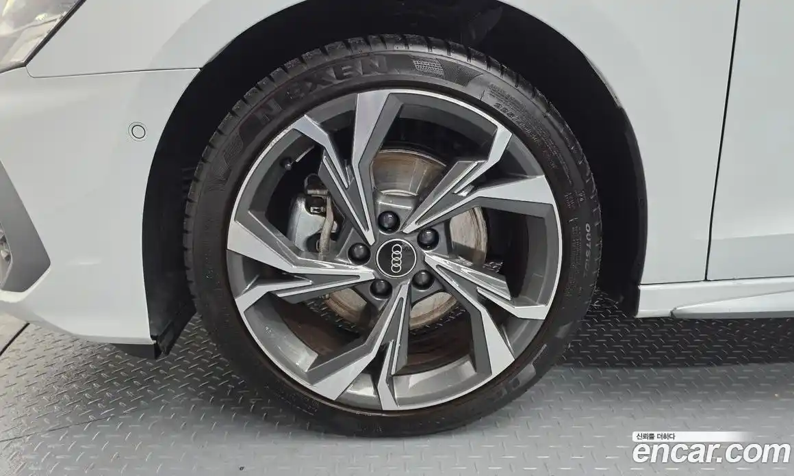 Audi A3 2023 2.0 Автомат в Москве № 162281, фото 3