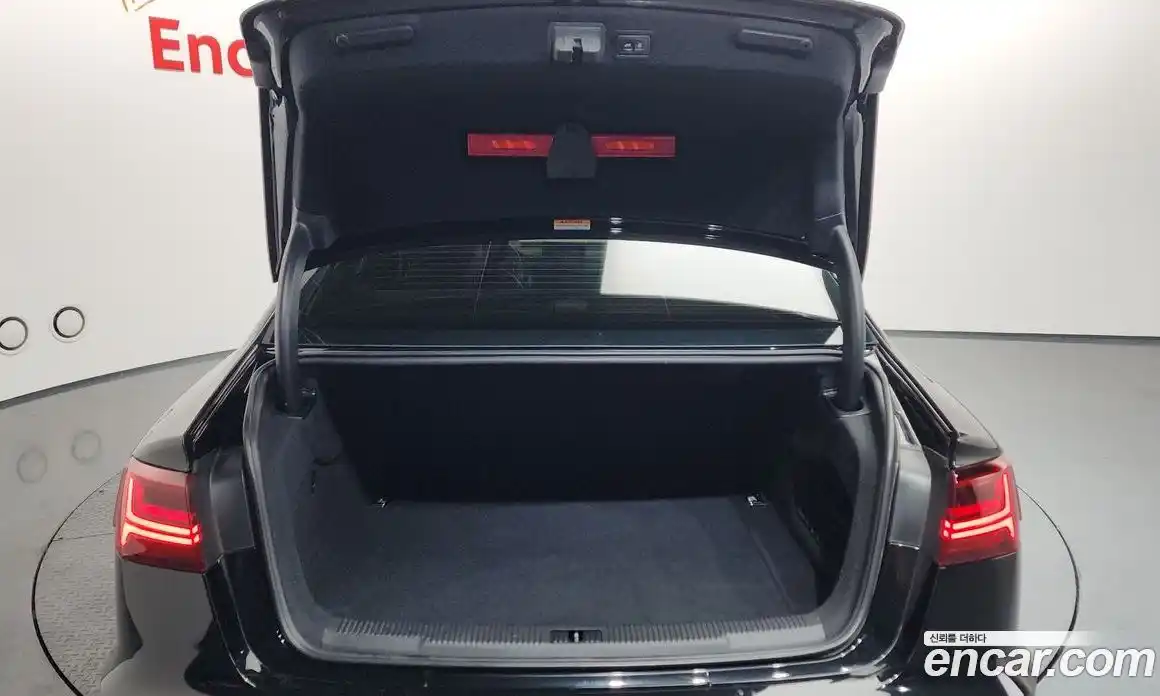 Audi A6 2018 2.0 Автомат в Москве № 163345, фото 15