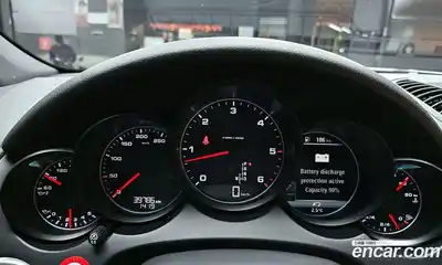 Porsche Cayenne 2016 3.0 Автомат в Москве № 165136, миниатюра 4