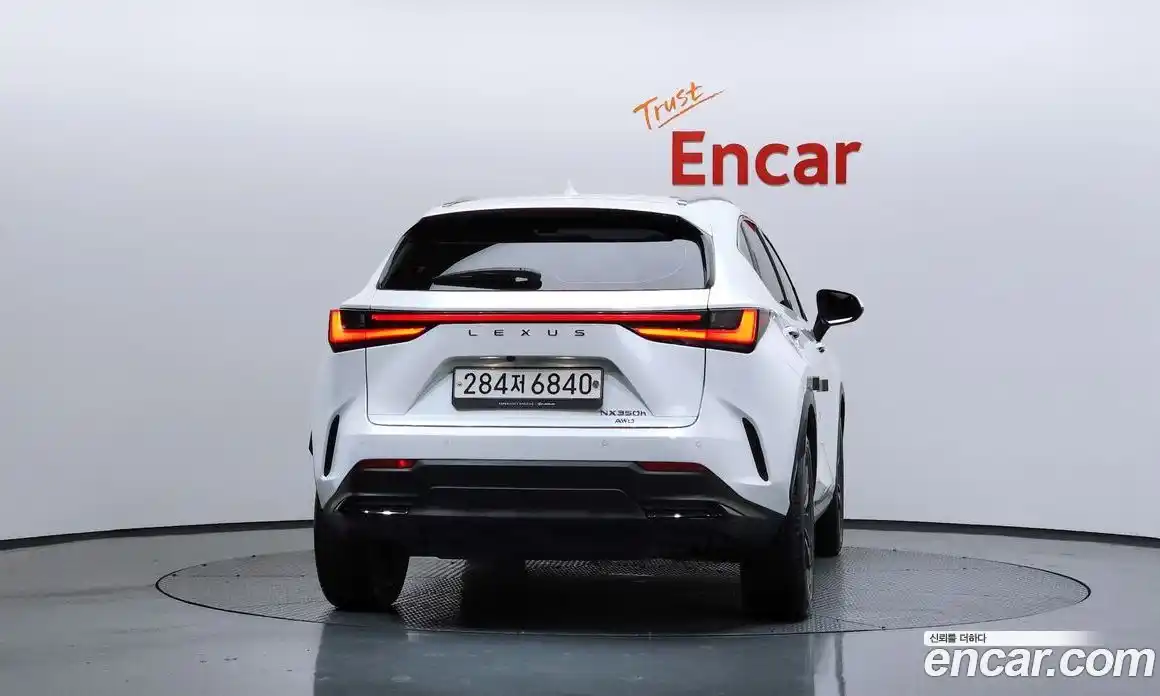 Lexus NX 2023 2.5 Автомат в Москве № 168110, фото 14