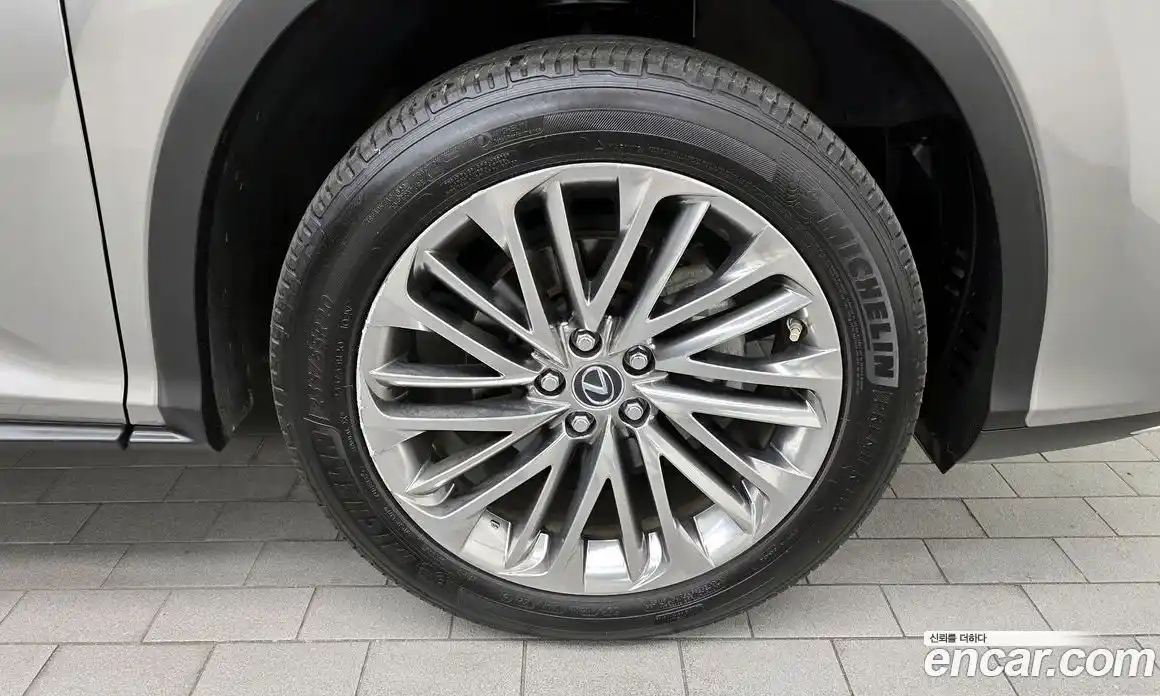 Lexus RX 2021 3.5 Автомат в Москве № 168204, фото 8