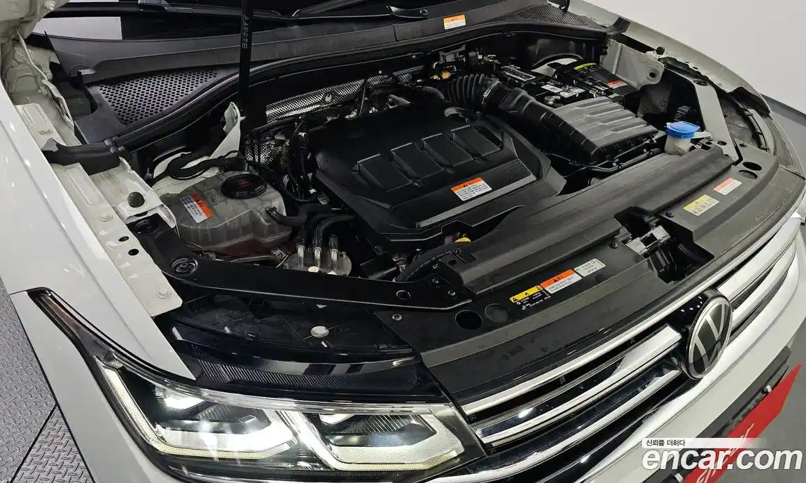 Volkswagen Tiguan 2023 2.0 Автомат в Москве № 168919, фото 4