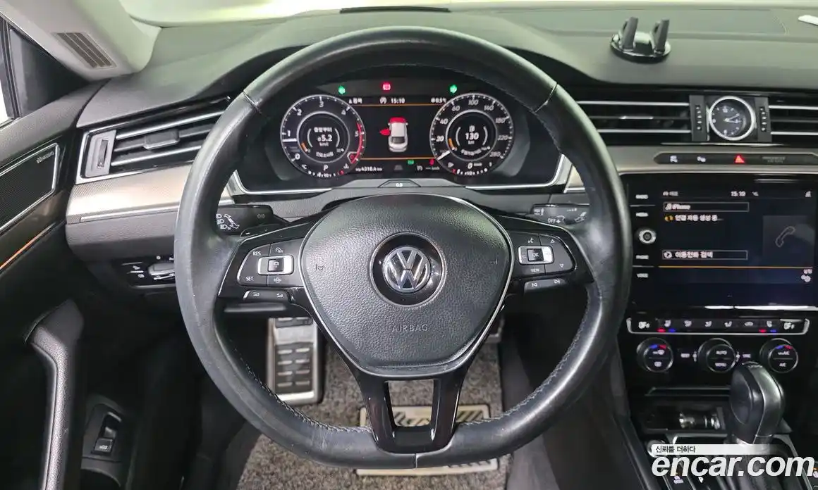 Volkswagen Arteon 2019 2.0 Автомат в Москве № 169051, фото 1