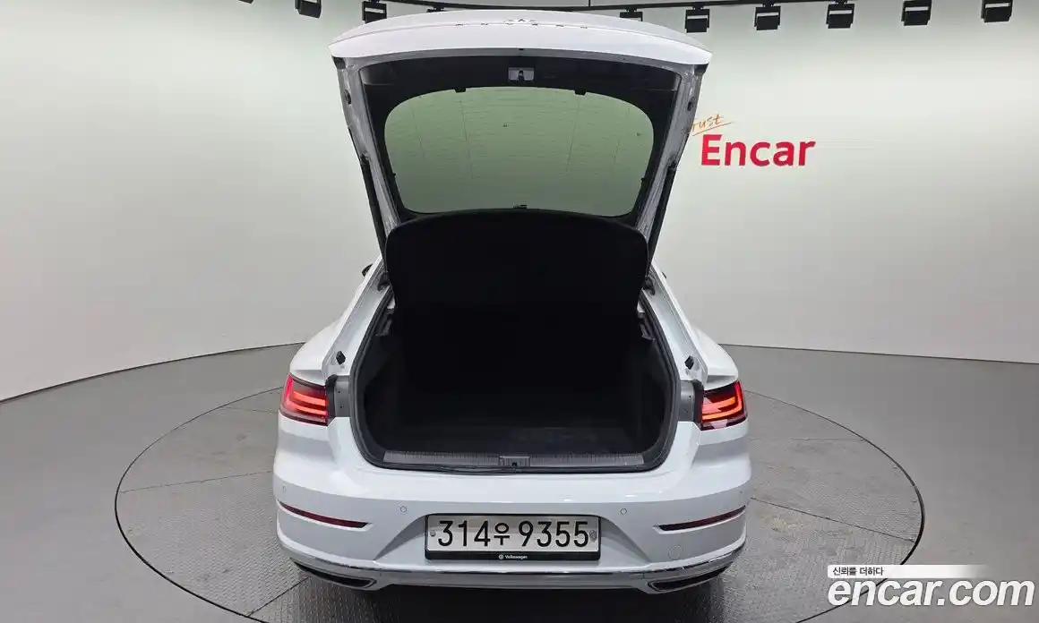 Volkswagen Arteon 2019 2.0 Автомат в Москве № 169051, фото 19