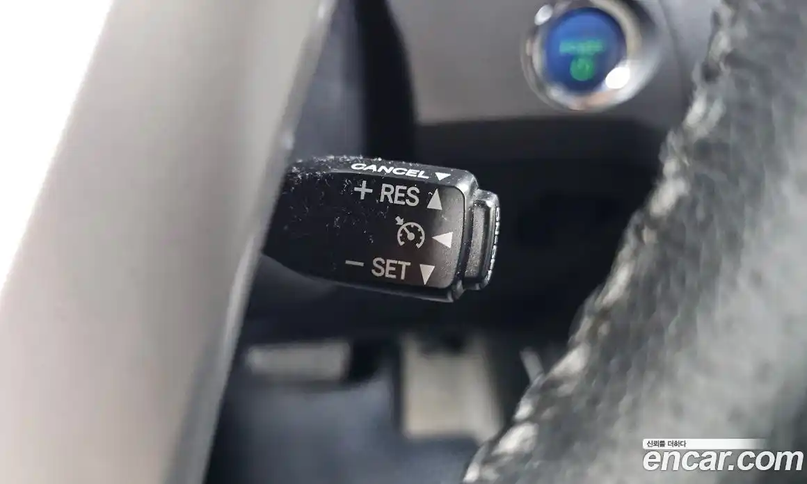 Toyota Prius 2014 1.8 Автомат в Москве № 170287, фото 16