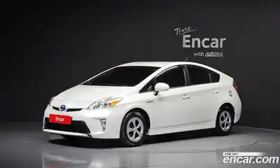Toyota Prius 2014 1.8 Автомат в Москве № 170287, миниатюра 4