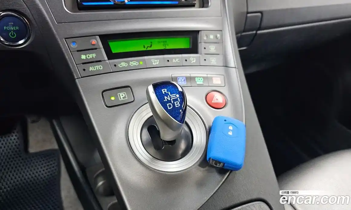 Toyota Prius 2014 1.8 Автомат в Москве № 170287, фото 5