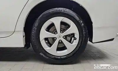 Toyota Prius 2014 1.8 Автомат в Москве № 170287, миниатюра 6