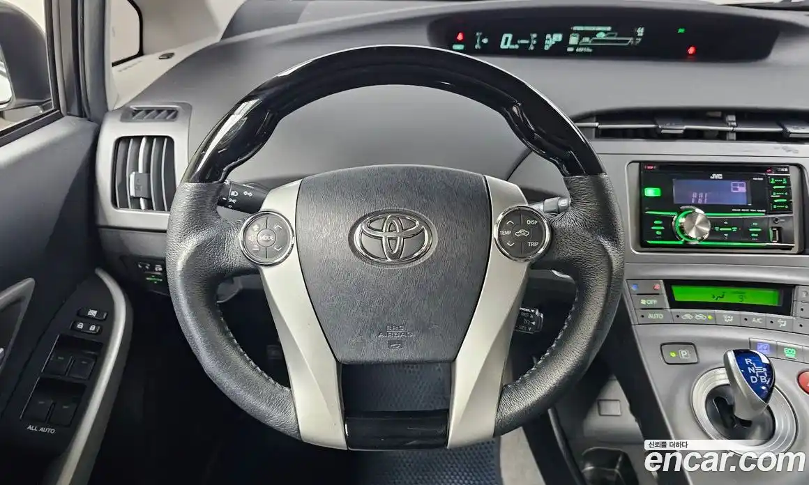 Toyota Prius 2014 1.8 Автомат в Москве № 170287, фото 9