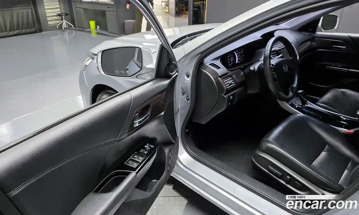 Honda Accord 2017 2.4 Автомат в Москве № 170661, фото 11