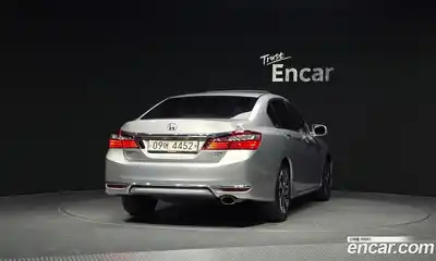 Honda Accord 2017 2.4 Автомат в Москве № 170661, миниатюра 7