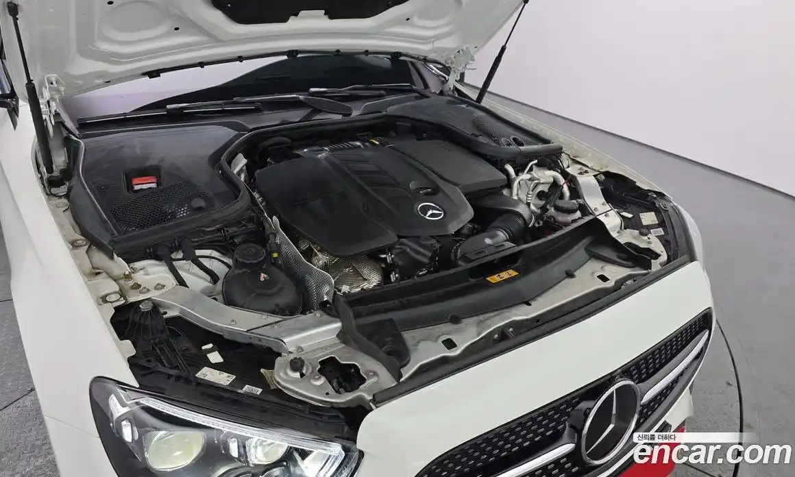 Mercedes-Benz E-Class 2023 1.9 Автомат в Москве № 174503, фото 20