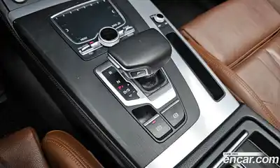 Audi Q5 2020 2.0 Автомат в Москве № 180235, миниатюра 4