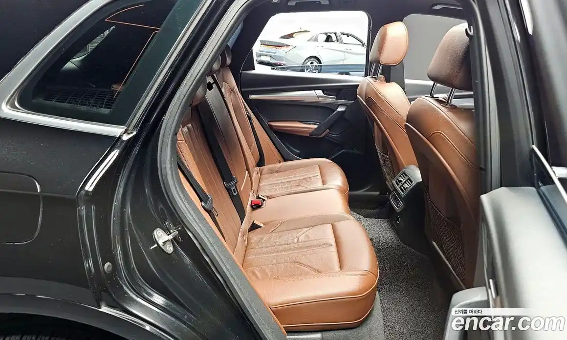 Audi Q5 2020 2.0 Автомат в Москве № 180235, фото 10