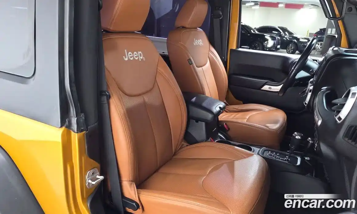Jeep Wrangler 2014 2.8 Автомат в Москве № 186945, фото 1