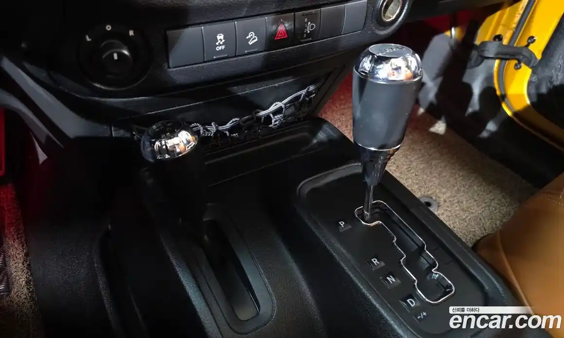 Jeep Wrangler 2014 2.8 Автомат в Москве № 186945, фото 9