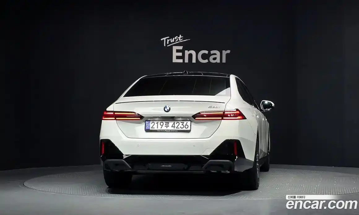 BMW 5-Series 2025 2.0 Автомат в Москве № 187363, фото 14