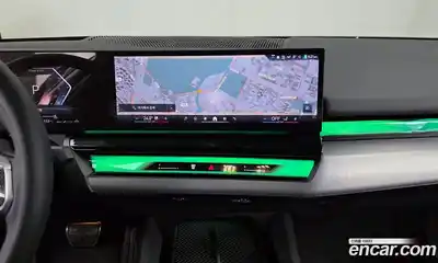 BMW 5-Series 2025 2.0 Автомат в Москве № 187363, миниатюра 3