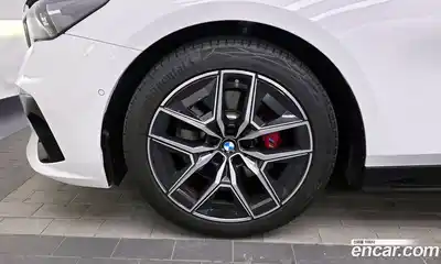 BMW 5-Series 2025 2.0 Автомат в Москве № 187363, миниатюра 7