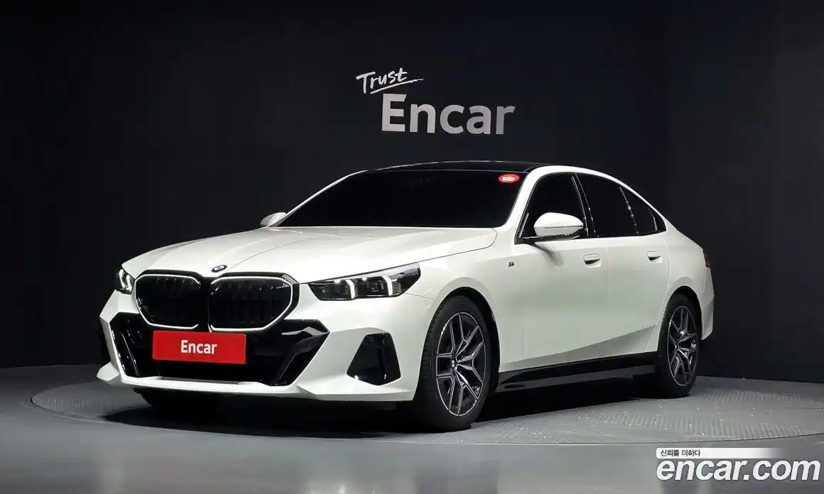 BMW 5-Series 2025 2.0 Автомат в Москве № 187363, фото 9