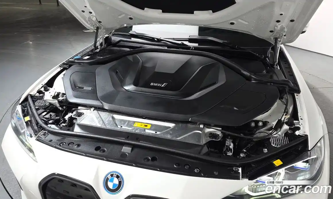 BMW i4 2024 0.2 Автомат в Москве № 188465, фото 11