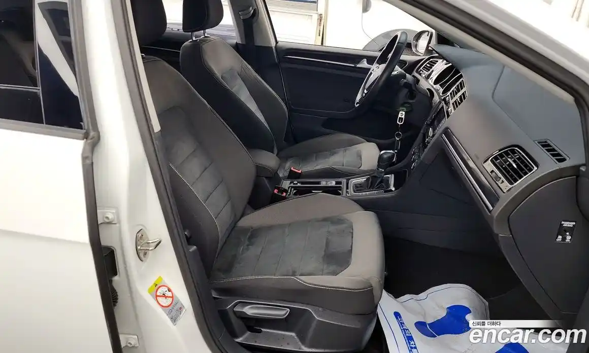 Volkswagen Golf 2014 1.4 Автомат в Москве № 189997, фото 9